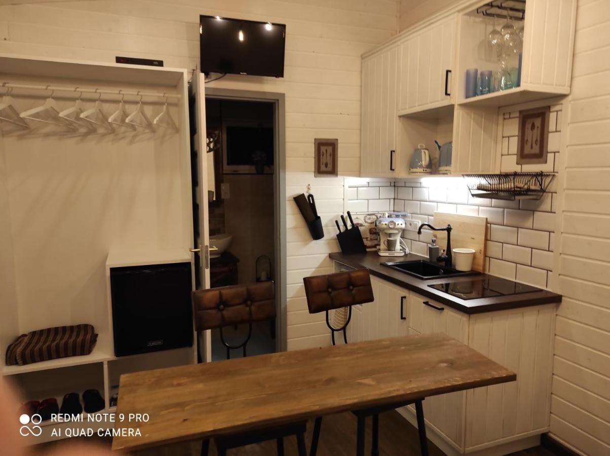 גיולה Feliz Apartman מראה חיצוני תמונה