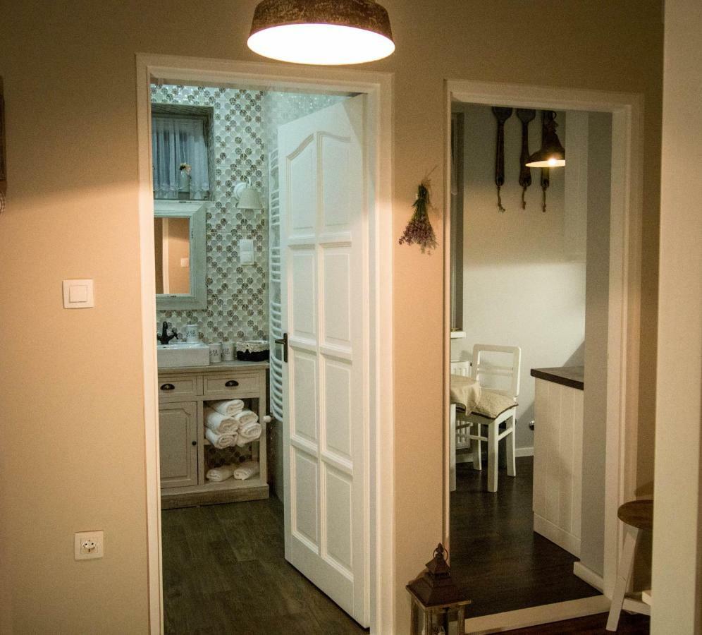 גיולה Feliz Apartman מראה חיצוני תמונה